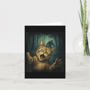 Lustiges Katzen-Selfie mit Bigfoot Halloween ersch Karte