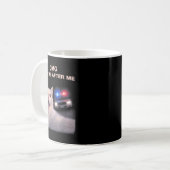 Lustiges Katzen-Selfie mit Polizei-Style-Meme-Graf Kaffeetasse (Vorderseite Links)