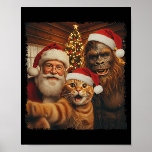 Lustiges Katzen-Selfie mit Sasquatch und Santa Wei Poster