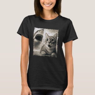 Lustiges Katzen-Selfie mit surfenem Hai Humorvolle T-Shirt