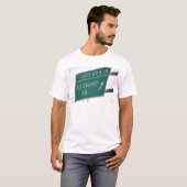Lustiges Landstraßen-Zeichen-großes T-Shirt (Vorne ganz)