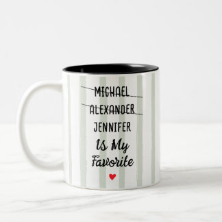 Lustiges Lieblingskind mit 3 personalisierten Name Zweifarbige Tasse