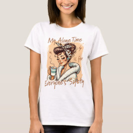 Lustiges Mädchen zur Kaffezeit am Morgen T-Shirt