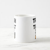 Lustiges Müll oder Süßigkeiten Waschbär Halloween Kaffeetasse (Mittel)