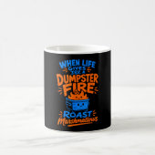 Lustiges Müllcontainer-Feuer-Marshmallow  Kaffeetasse (Mittel)