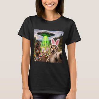 Lustiges Osterkatzen-Selfie mit Bigfoot und UFO T-Shirt