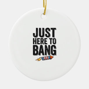 Lustiges patriotisches Feuerwerk Bang Vintage-Shir Keramik Ornament
