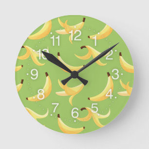 Lustiges Retro-gelbes Bananenmuster Party Editierb Runde Wanduhr
