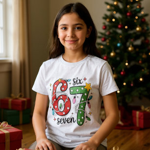 Lustiges Six Seven 67 Meme Weihnachtsbeleuchtung K Tri-Blend Shirt