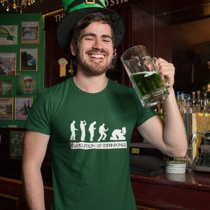 Lustiges St. Patrick's Day Evolution des Trinkens  T-Shirt