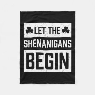 Lustiges St. Patricks Day Shirt Lass Die Schelmere Fleecedecke