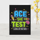 Lustiges Studententest-Hemd Test meistern Level Up Karte (Gelbe Blume)