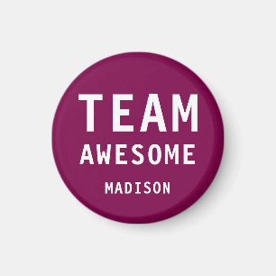 Lustiges Team Awesome Weinroter personalisierter N Magnet