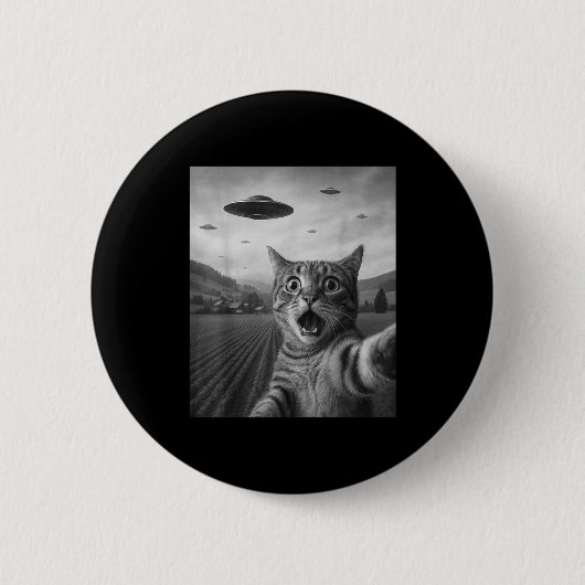 Lustiges überrascht Ed Katze Selfie mit Alien Ufo Button (Vorderseite)
