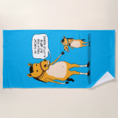 Lustiges und niedliches großes Pferd und kleines Strandtuch (Vorderseite)