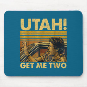 Lustiges Utah Holt mir zwei Vintage-Zitat-Grafik  Mousepad