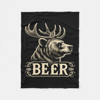 Lustiges Vintage-Bierdesign Bär mit Hirschgeweih F Fleecedecke