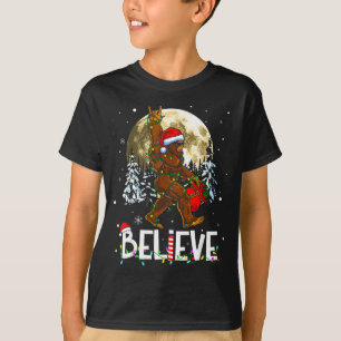 Lustiges Weihnachten Xmas Bigfoot Glaubt Sasquatch T-Shirt