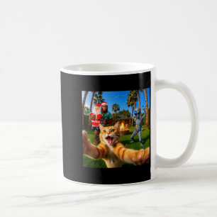 Lustiges Weihnachtskatzen-Selfie mit Bigfoot & Kaffeetasse