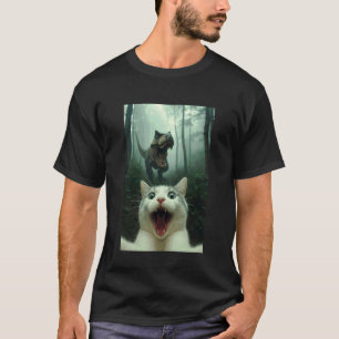 Lustiges weißes Katzen-Selfie mit T-Rex-Dinosaurie T-Shirt