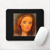 Lustiges widerliches Puppengesicht Meme  Mousepad (Mit Mouse)