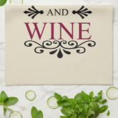 lustiges Zitat für Bücher und Weinliebhaber Geschirrtuch (Gefaltet)