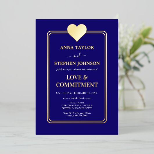 Lux Navy Blue and Gold Heart Commitment Zeremonie Folieneinladung (Stehend vorne)