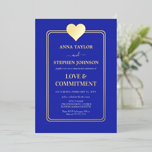 Lux Royal Blue and Gold Heart Commitment Zeremonie Folieneinladung (Stehend vorne)