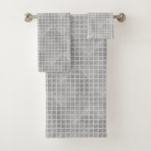 LUXE GRAY GRID PATTERN HAMPTON TOWEL SET (Insitu)