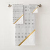 LUXE GRAY WHITE SQUARE PATTERTOWEL SET (Insitu)