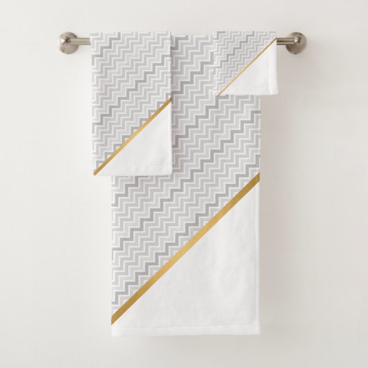 LUXE GRAY WHY ZICKZACK GOLD BATH TOWEL SET (Insitu)
