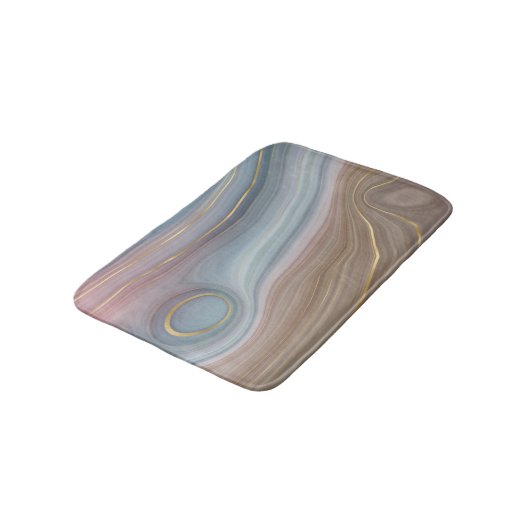 Luxe Strata | Dusty Slate Blue Taupe Pink Agate Badematte (Schrägansicht)