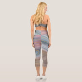 Luxe Strata | Dusty Slate Blue Taupe Pink Agate Capri Leggings (Rückseite)
