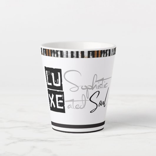 LUXE Verfeinerte Seele Milchtasse (Vorderseite)