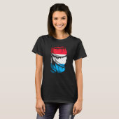 Luxemburg-Flagge mit kaputtem oder zerrissenem Sto T-Shirt (Vorne ganz)