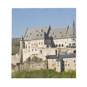 Luxemburg, Vianden. Vianden Schloss (b. 15. Notizblock
