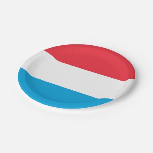 Luxemburger Flagge Pappteller (Schrägansicht)