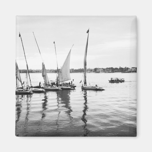 Luxor Ägypten, Feluccas am Nil Magnet (Vorne)