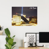 Luxor bei Nacht Poster (Heimbüro)