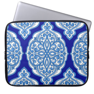 Luxuriös weiß-blau, türkisch dekoriert. laptopschutzhülle