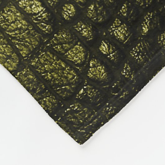 Luxuriöse dunkle Krokodillederstruktur. Fleecedecke (Ecke)