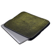 Luxuriöse dunkle Krokodillederstruktur. Laptopschutzhülle (Vorne Knopf)