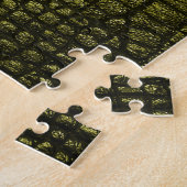 Luxuriöse dunkle Krokodillederstruktur. Puzzle (Seite)