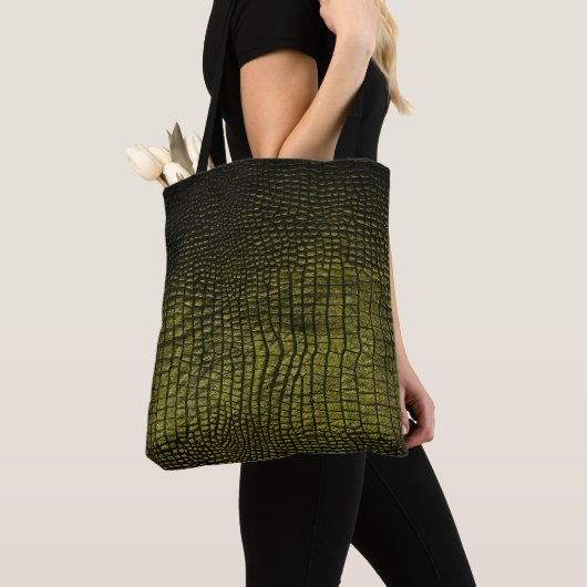 Luxuriöse dunkle Krokodilstruktur Tasche (Von Nahem)