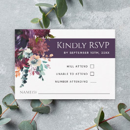 Luxuriöse Eggplant Lila Floral Wedding RSVP Karte