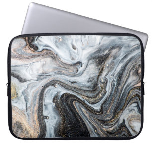 Luxuriöse Kunst im orientalischen Stil. Goldener S Laptopschutzhülle