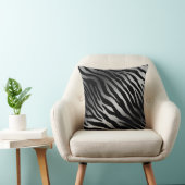 Luxuriöse moderne Zebra Silver Black Line Kissen (Stuhl )