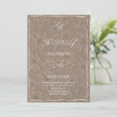 Luxuriöse Monogramm Hellbraune Florale Hochzeit Einladung (Stehend Vorderseite)