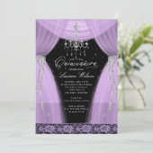 luxuriöser lila Kronleuchter in Quinceanera Einladung (Stehend Vorderseite)