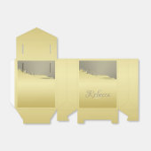 Luxuriöses goldenes Metall, das auf Gold und Silbe Geschenkschachtel (Ungefaltet)